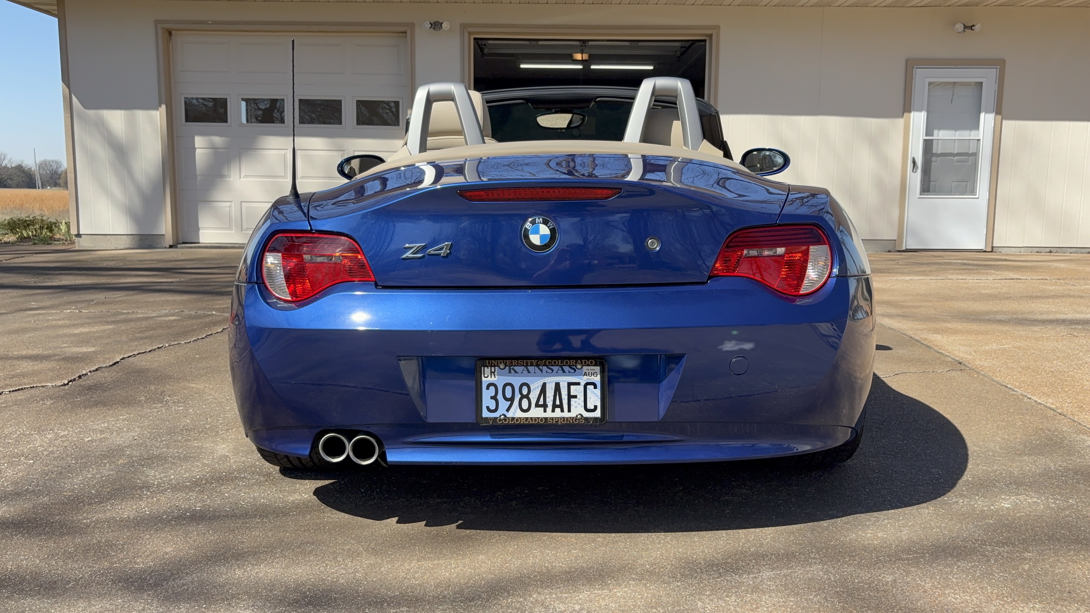 Used 2008 BMW Z4 3.0si RWD image 2