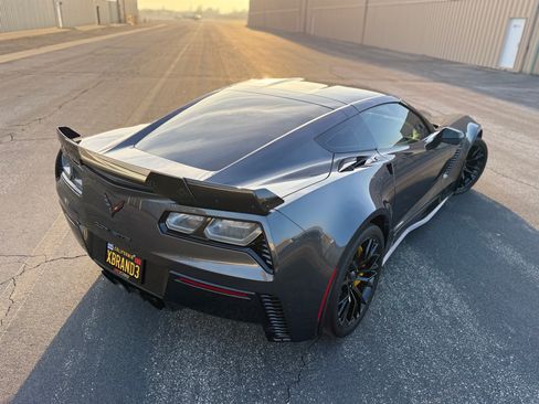 Used 2017 Chevrolet Corvette Z06 w/ Z07 Performance Package image 20
