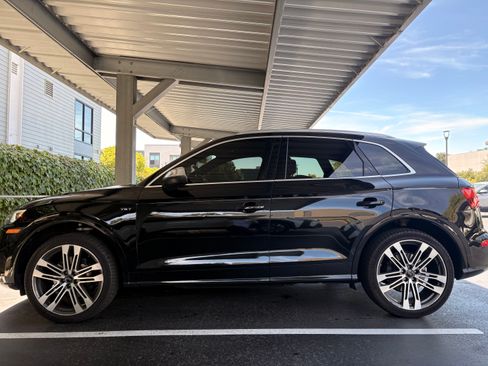 Used 2018 Audi SQ5 Prestige w/ Prestige Package AWD/4WD image 12
