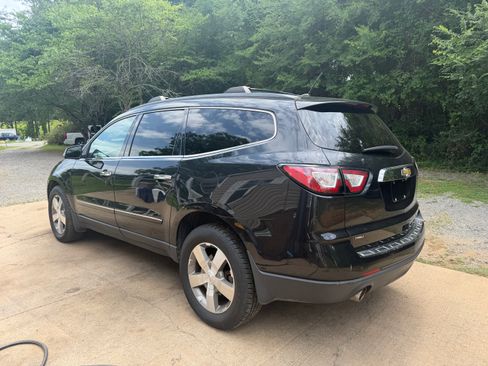 Used 2014 Chevrolet Traverse LTZ w/ LPO, 'HIT The Road' Package AWD/4WD image 5