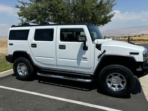 Used 2006 HUMMER H2 image 1