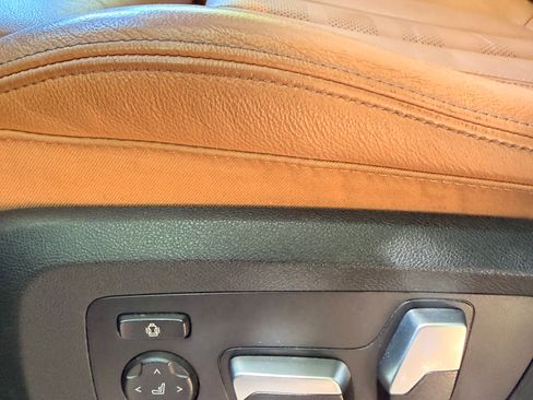 Used 2021 BMW X5 sDrive40i w/ M Sport Package image 13