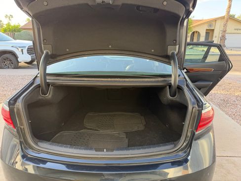 Used 2017 Kia Cadenza Premium w/ Luxury Package image 13