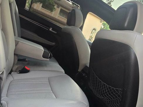 Used 2015 Kia Sorento SX image 10