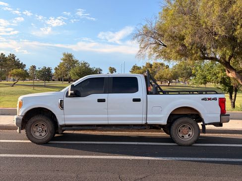 Used 2017 Ford F350 XL AWD/4WD image 5