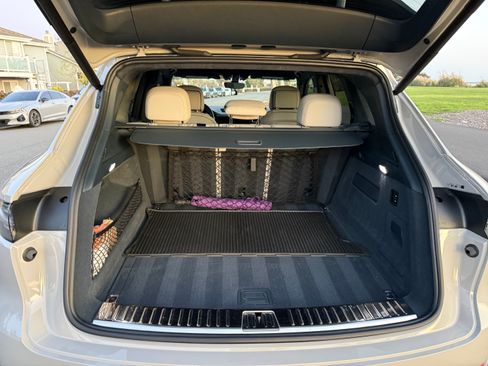 Used 2021 Porsche Cayenne GTS image 25