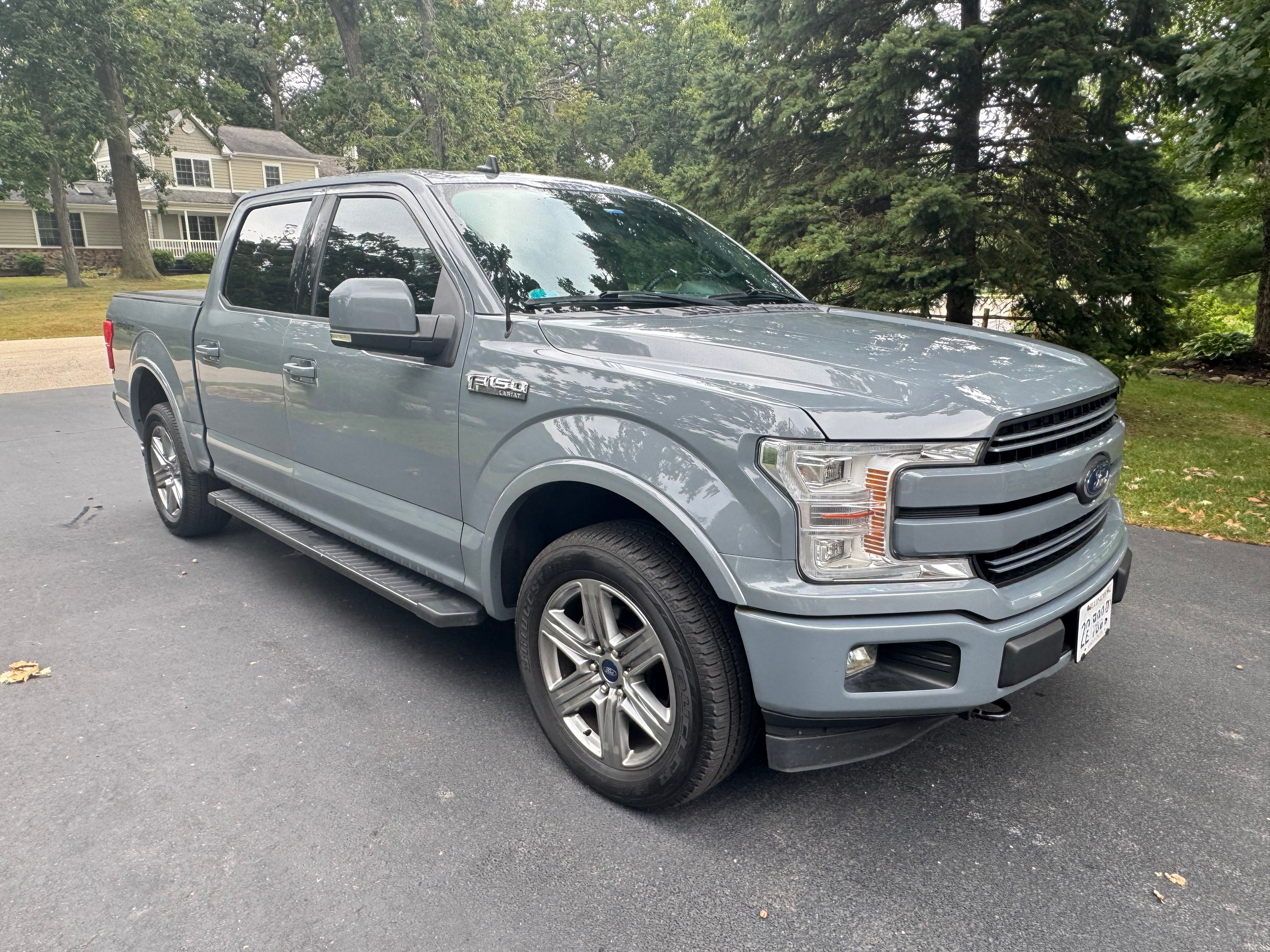 Used 2019 Ford F150 Lariat w/ Equipment Group 502A Luxury AWD/4WD image 2