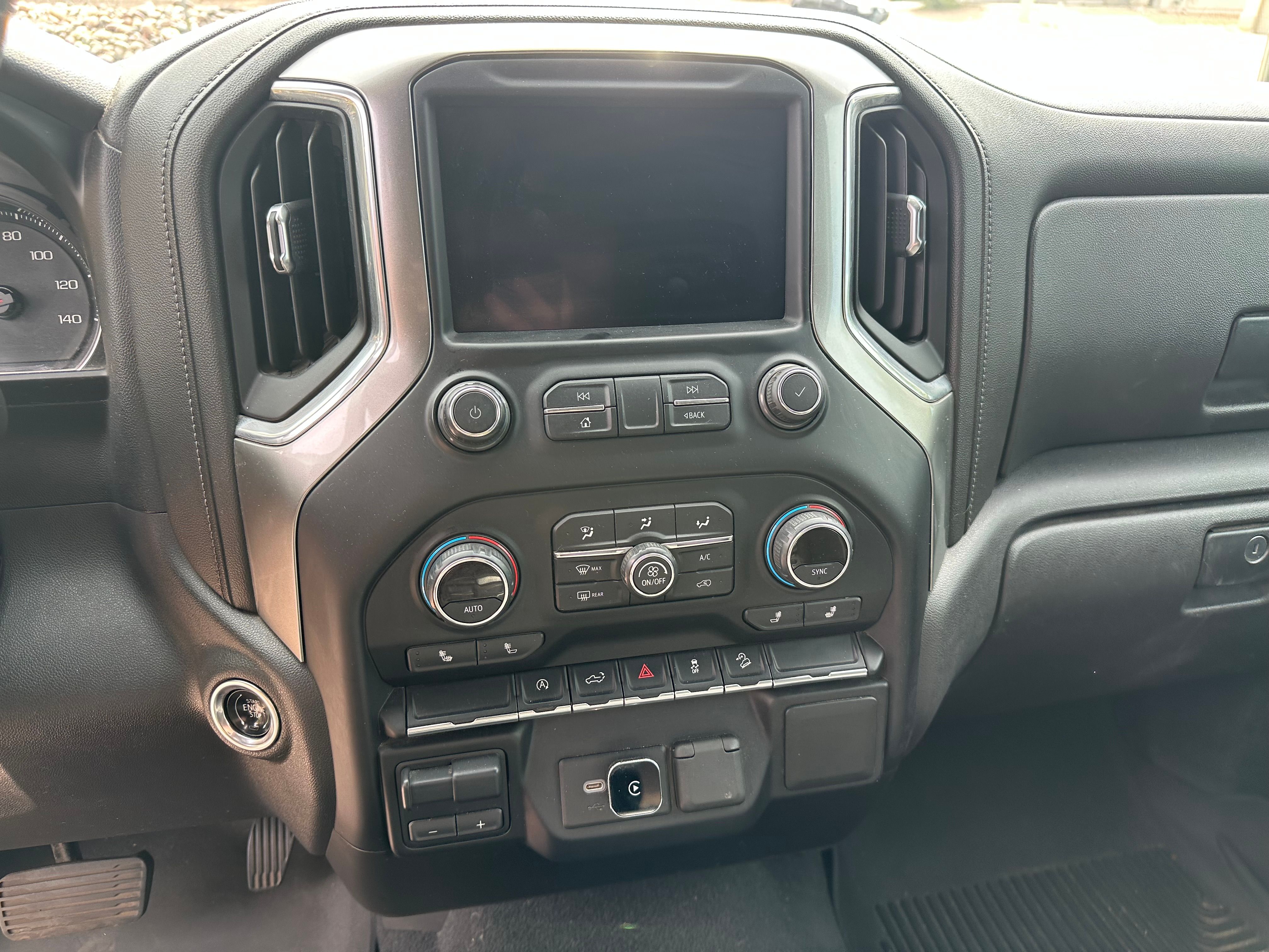 Used 2021 Chevrolet Silverado 1500 RST w/ Z71 Off-Road Package AWD/4WD image 11