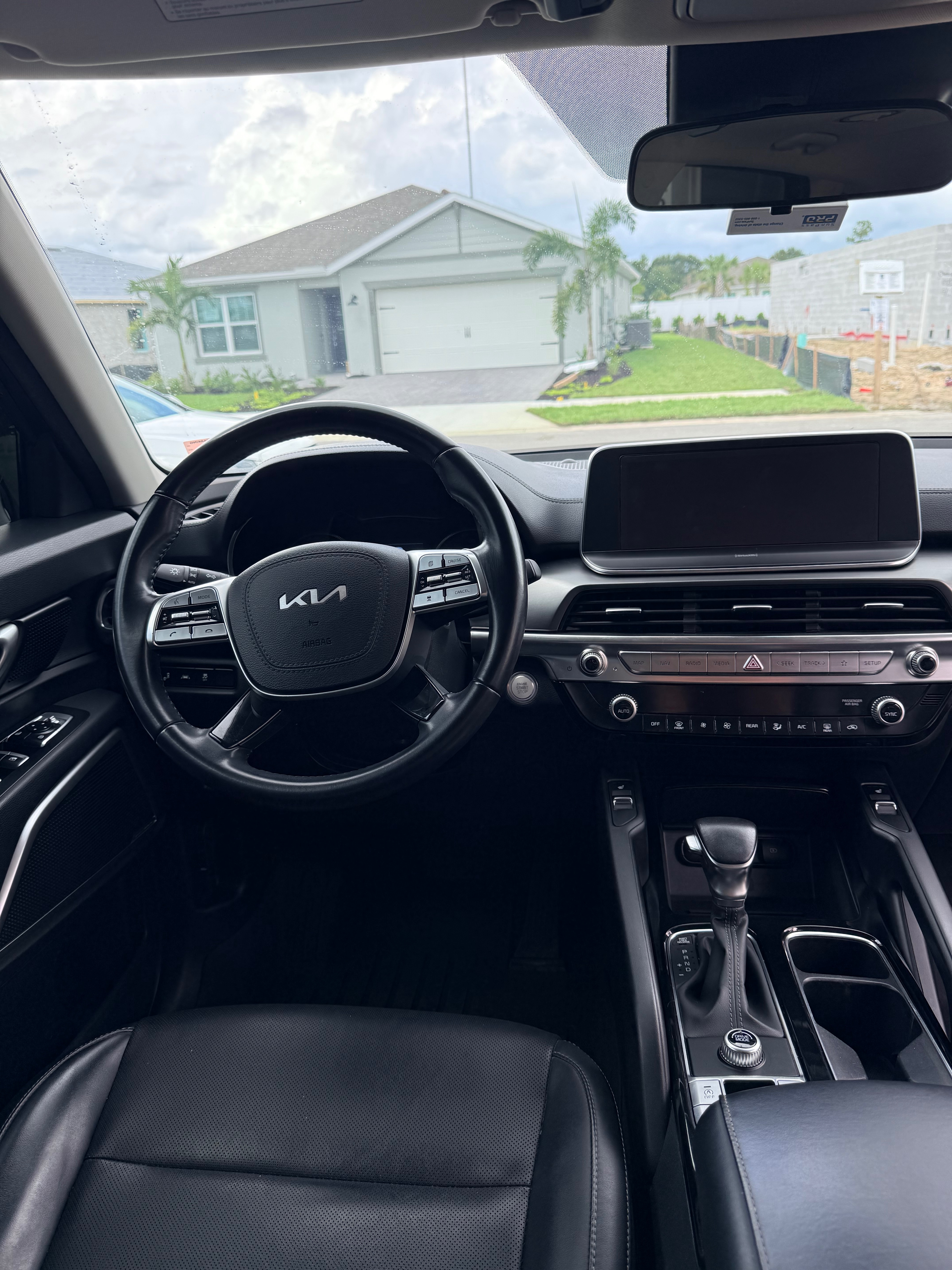 Used 2022 Kia Telluride S FWD image 10