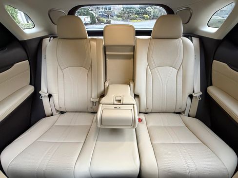 Used 2016 Lexus RX 350 AWD w/ Luxury Package image 18