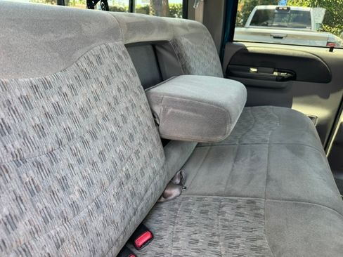Used 2000 Ford F350 2WD Crew Cab DRW Super Duty image 25