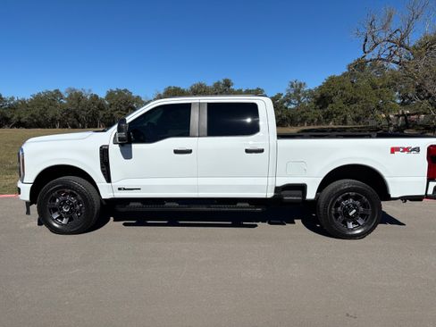 Used 2024 Ford F250 XL w/ STX Appearance Package image 8