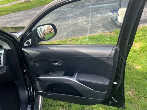 Used 2012 Mitsubishi Outlander GT image 21