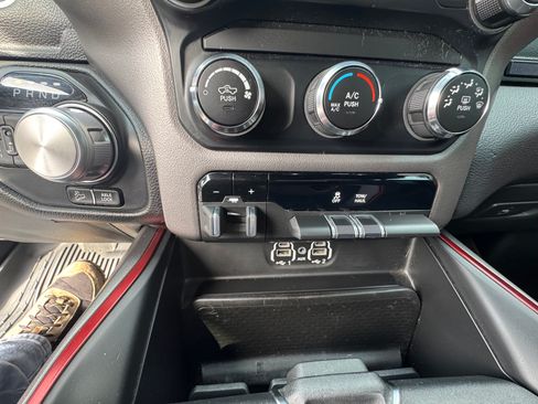 Used 2019 RAM 1500 Rebel image 14