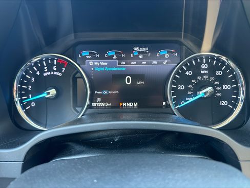 Used 2019 Ford Expedition Platinum image 10