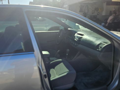 Used 2005 Toyota Camry SE image 5