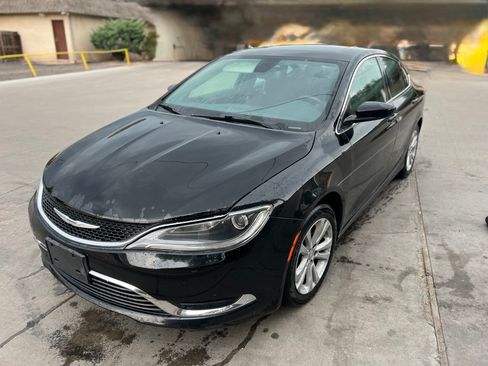 Used 2016 Chrysler 200 Limited w/ Anniversary Edition image 9