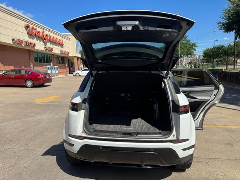 Used 2020 Land Rover Range Rover Evoque S image 14