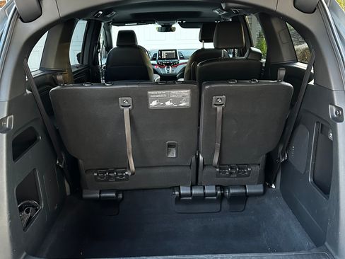 Used 2023 Honda Odyssey Sport image 12