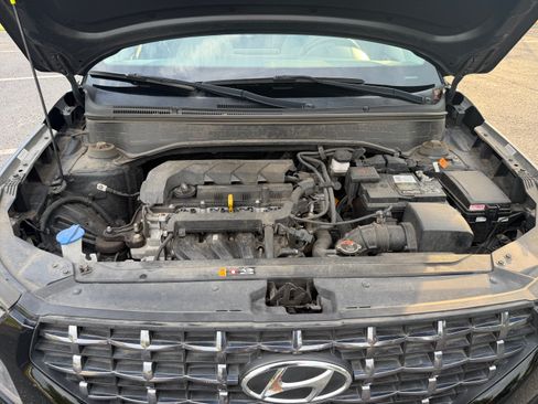 Used 2021 Hyundai Venue SEL FWD image 12