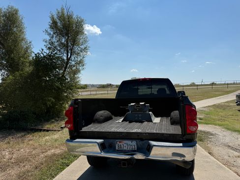 Used 2007 Dodge Ram 3500 Truck SLT image 6