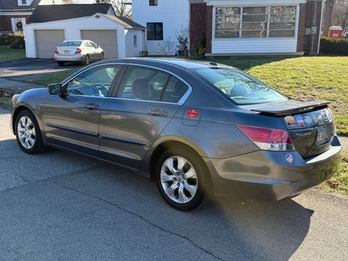 Used 2010 Honda Accord EX-L image 5