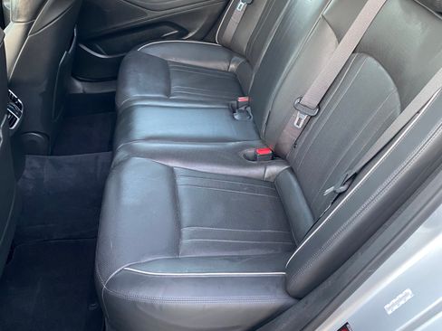 Used 2015 Hyundai Genesis 5.0 image 17