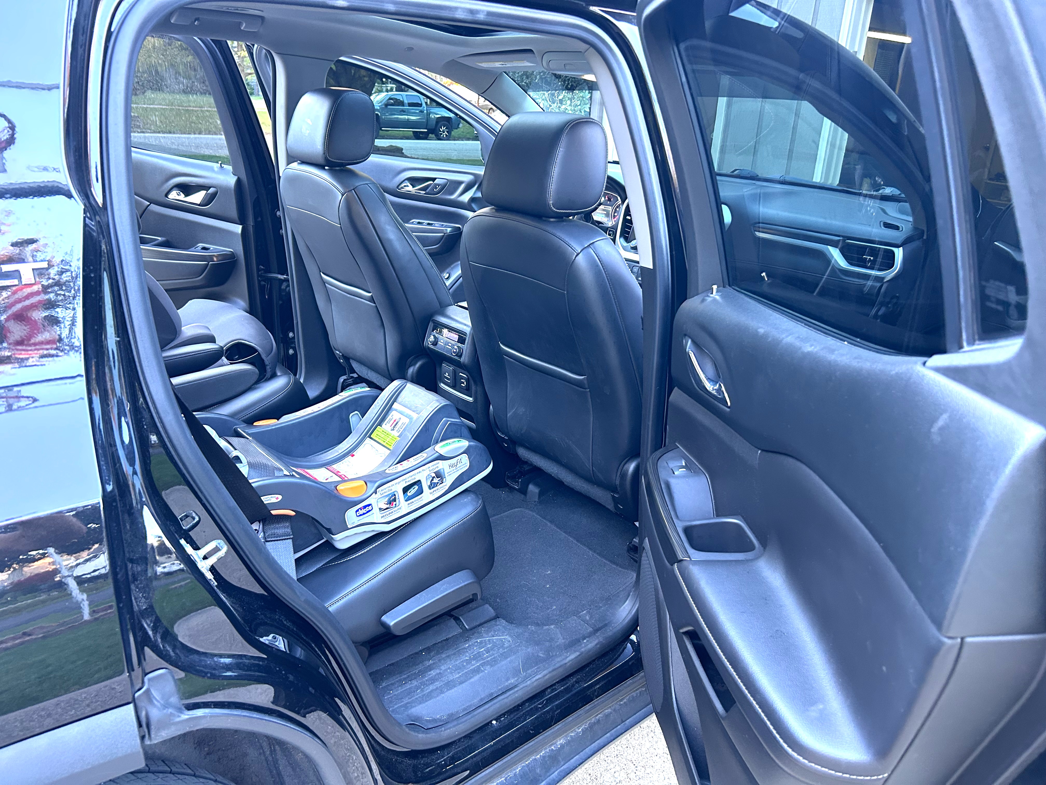 Used 2018 GMC Acadia SLT FWD image 14