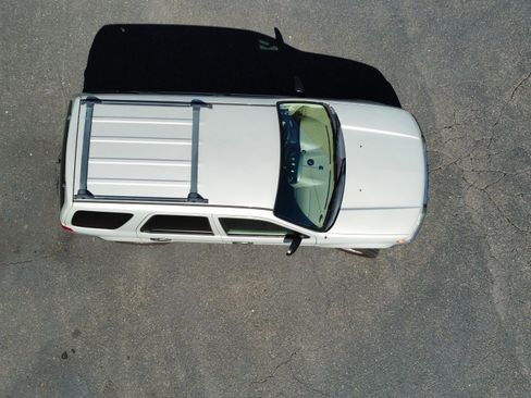 Used 2004 Ford Escape XLT image 6