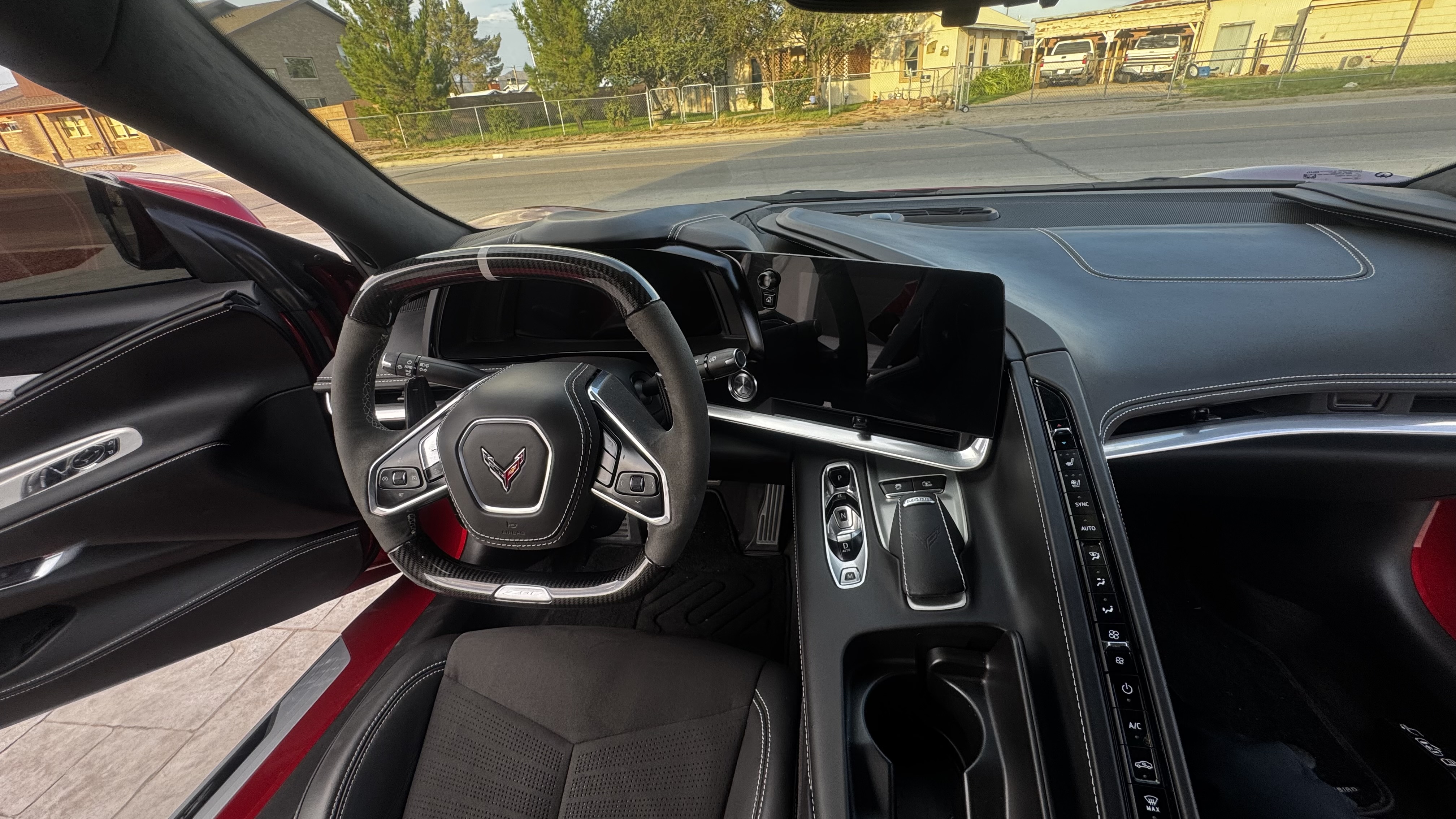 Used 2024 Chevrolet Corvette Z06 RWD image 11