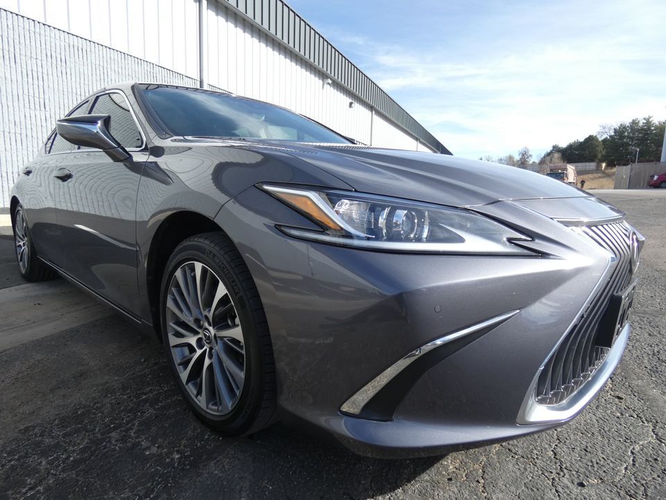 Used 2019 Lexus ES 350 F Sport FWD image 2