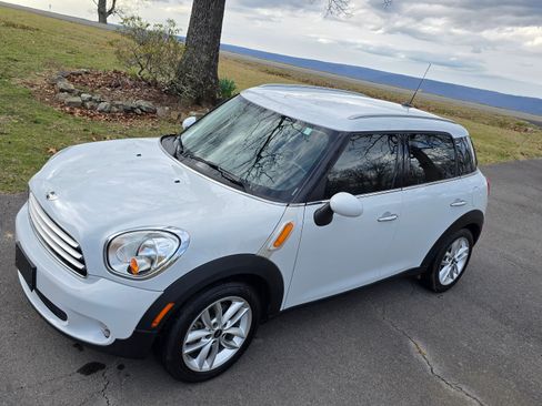 Used 2014 MINI Cooper Countryman image 5