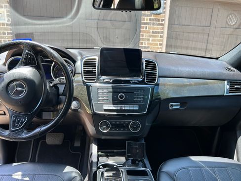 Used 2016 Mercedes-Benz GLE 350 image 9
