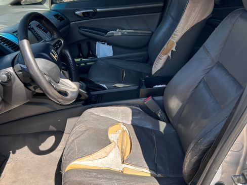 Used 2010 Honda Civic EX-L image 9