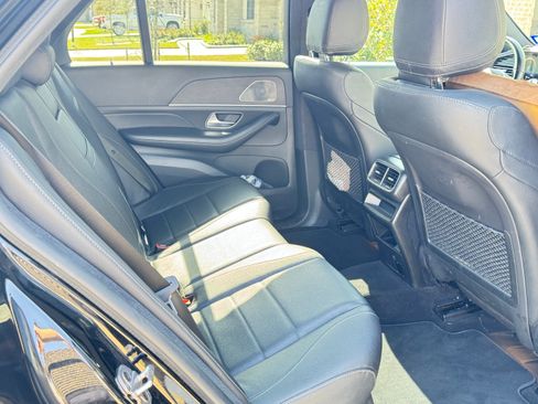 Used 2021 Mercedes-Benz GLE 350 4MATIC image 27