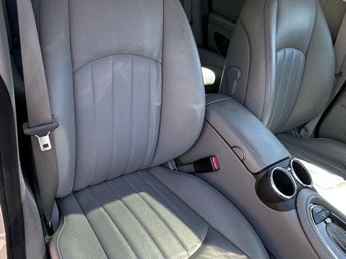 Used 2009 Mercedes-Benz CLS 550 image 11