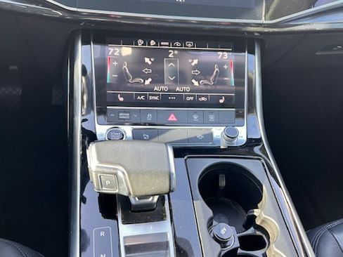 Used 2021 Audi Q7 3.0T Premium Plus w/ Premium Plus Package image 11