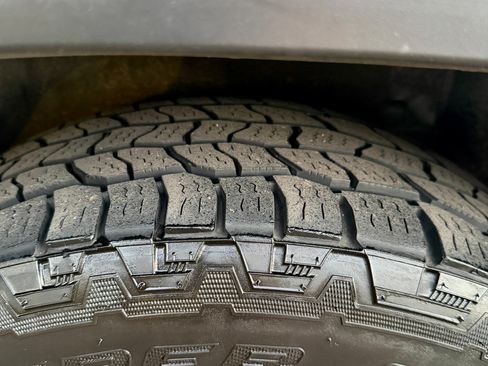 Used 2011 Honda Element EX image 11