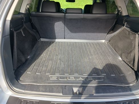 Used 2012 Subaru Outback 3.6R Limited w/ Moonroof Pkg image 12