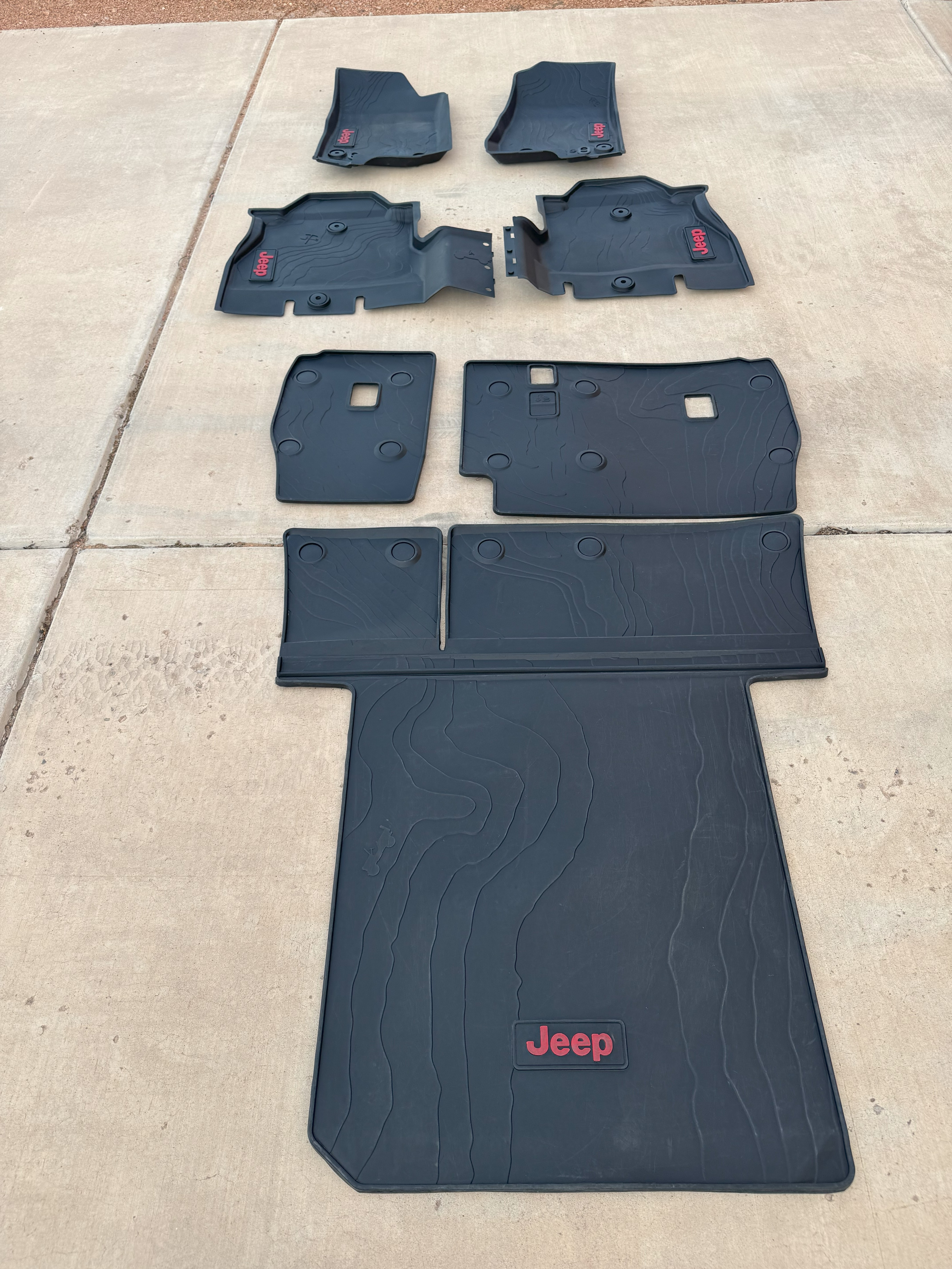 Used 2021 Jeep Wrangler Unlimited Rubicon AWD/4WD image 17