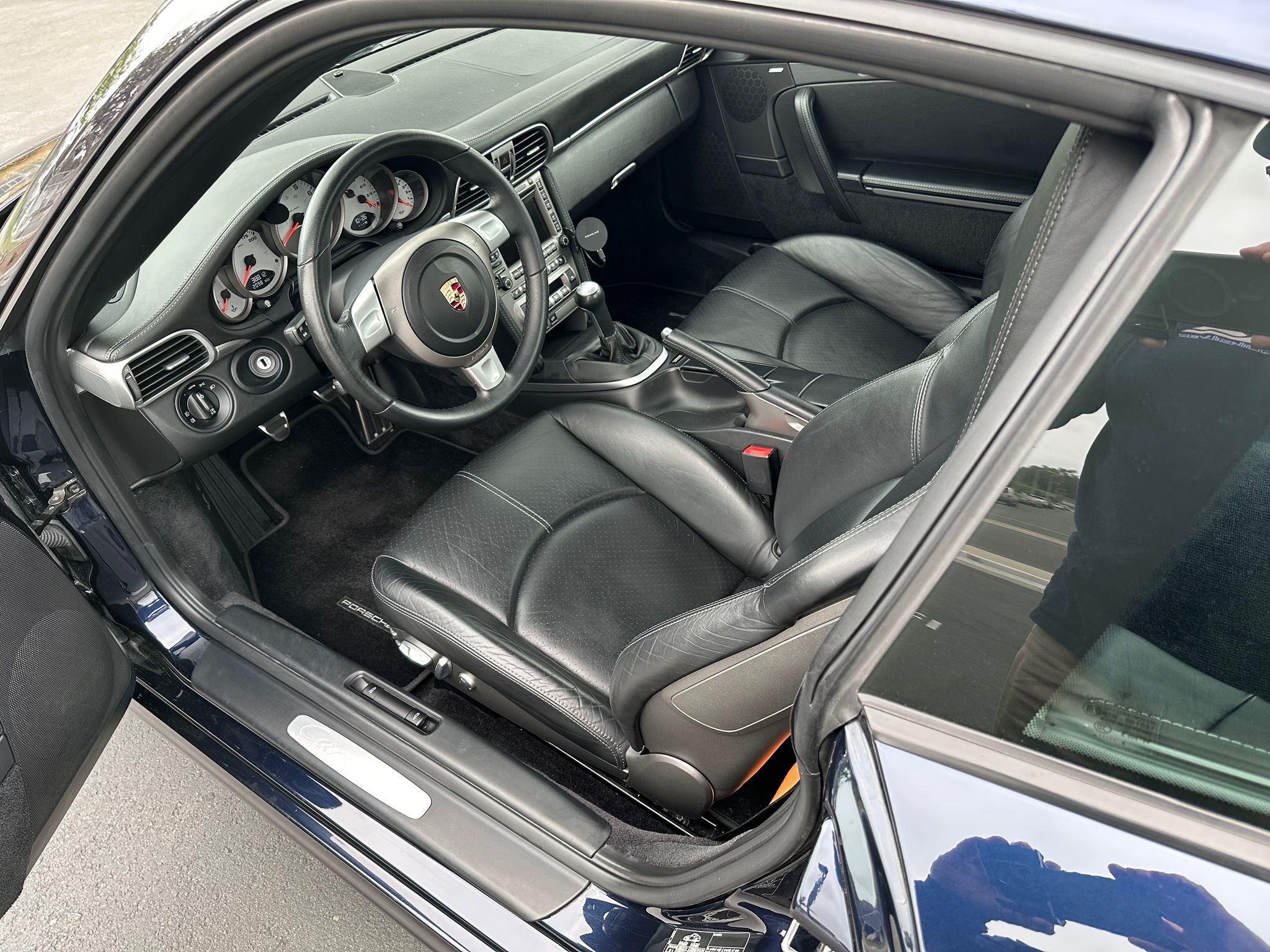 Used 2006 Porsche 911 Carrera S RWD image 2