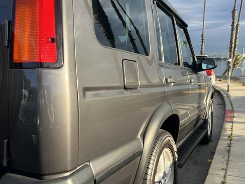 Used 2004 Land Rover Discovery SE image 18