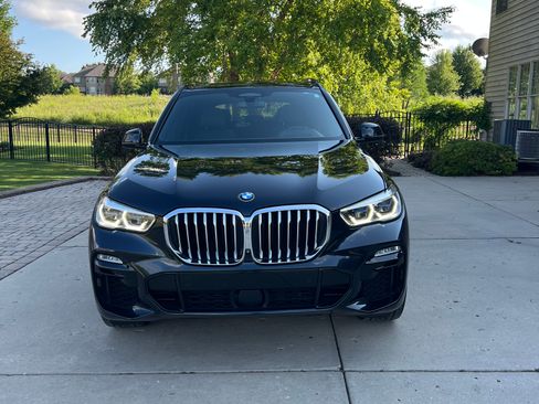 Used 2019 BMW X5 xDrive50i w/ M Sport Package image 4