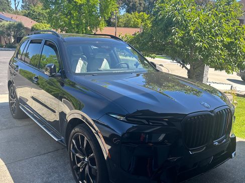 Used 2025 BMW X7 xDrive40i w/ M Sport Package AWD/4WD image 14
