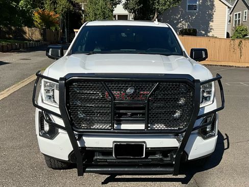 Used 2021 GMC Sierra 1500 AT4 w/ AT4 Value Package image 9