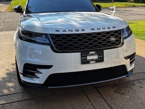 Used 2019 Land Rover Range Rover Velar S image 1