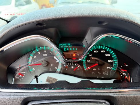 Used 2015 Chevrolet Traverse LTZ image 14