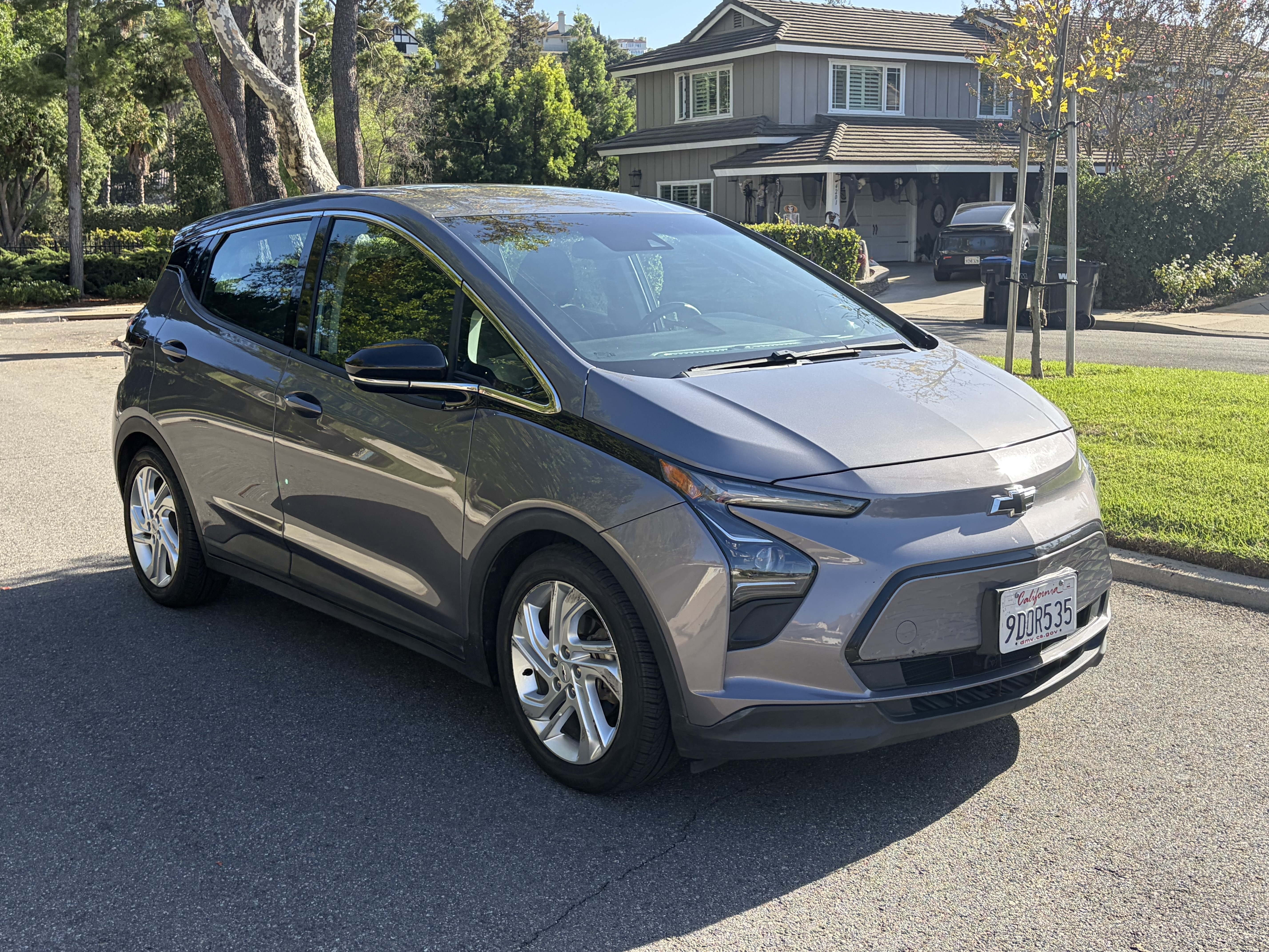 Used 2023 Chevrolet Bolt LT FWD image 8