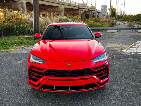 Used 2021 Lamborghini Urus image 16