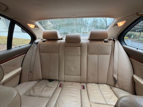 Used 2002 BMW 530i 530i Sedan 4D image 16